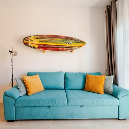 Tenerife Surf & Sun In Americas * Playa de las Americas (Tenerife)